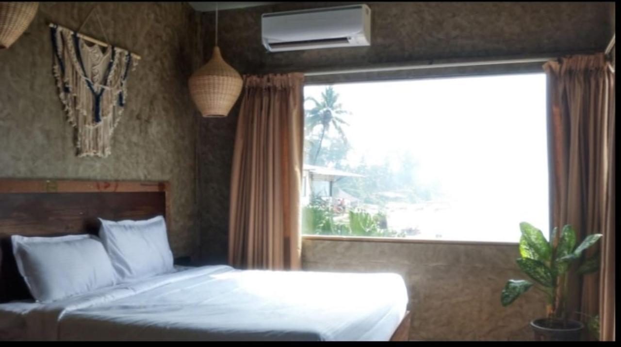 Ukiyo Beach Resort Mandrem Exterior photo